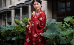 公交车双指探洞